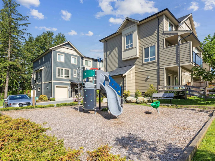 10-19913 70 Avenue, Langley, BC, V2Y 0S9 - 31