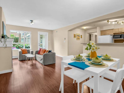 2102-5113 Garden City Road - 5