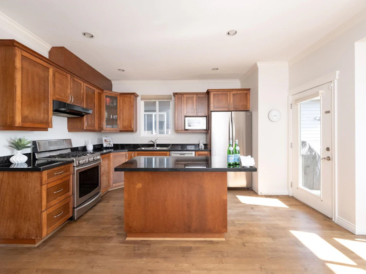 369 E 5th Street, North Vancouver, BC, V7L 1M1 - 13
