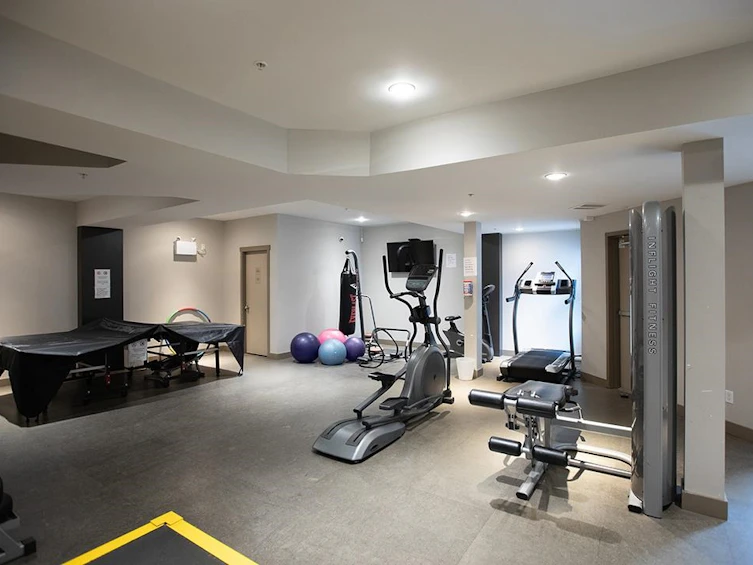 521-13728 108 Avenue, Surrey, BC, V3T 0G2 - 13
