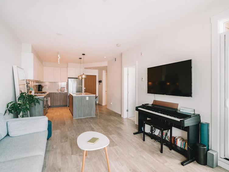 206-615 E 3rd Street, North Vancouver, BC, V7L 0G3 - 9