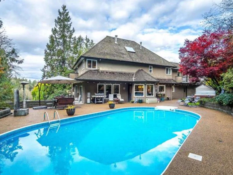 25754 82 Avenue, Langley, BC, V1M 2M8 - 2