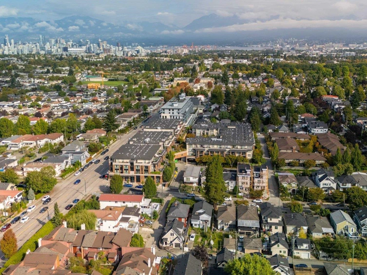 720 E 30th Avenue, Vancouver, BC, V5V 2V9 - 38