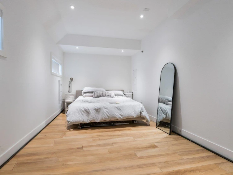 720 E 30th Avenue, Vancouver, BC, V5V 2V9 - 12