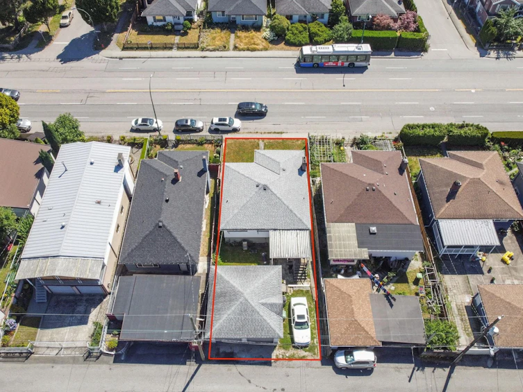 4587 Knight Street, Vancouver, BC, V5N 3M8 - 7