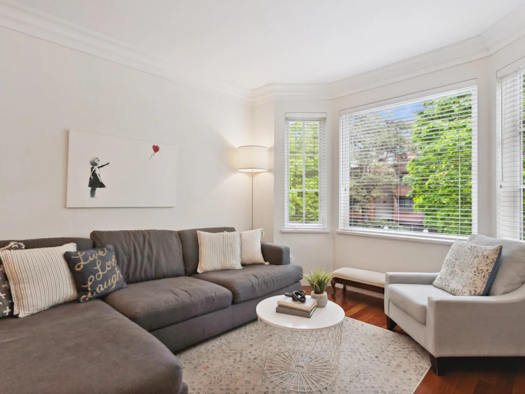 930 W 13th Avenue, Vancouver, BC, V5Z 1P3 - 4