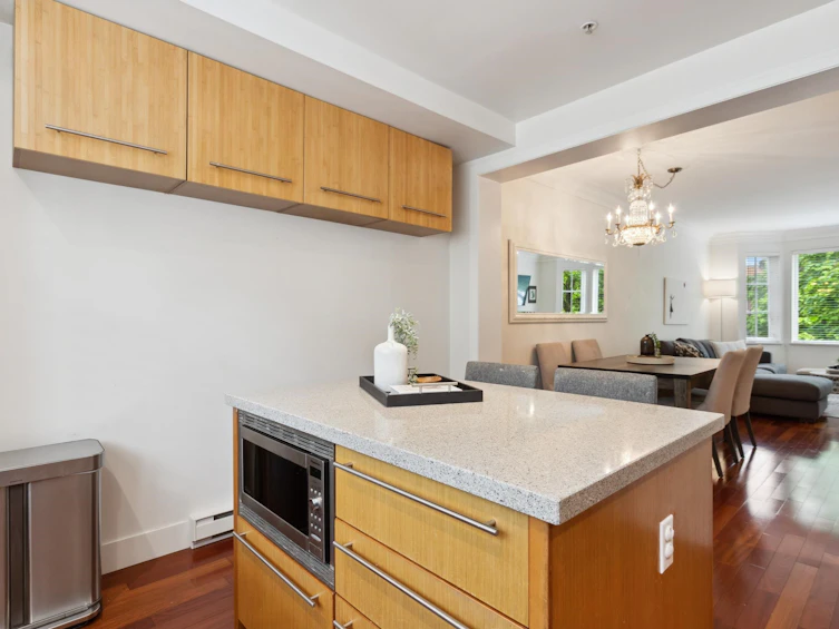 930 W 13th Avenue, Vancouver, BC, V5Z 1P3 - 10
