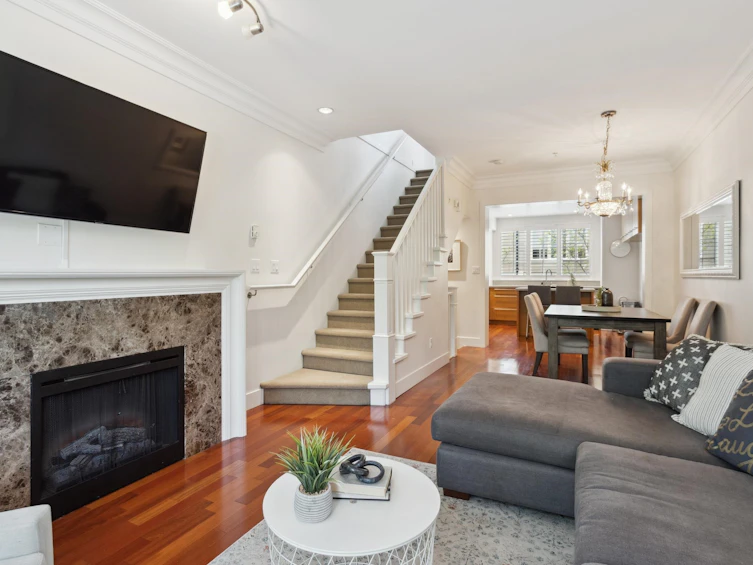 930 W 13th Avenue, Vancouver, BC, V5Z 1P3 - 5