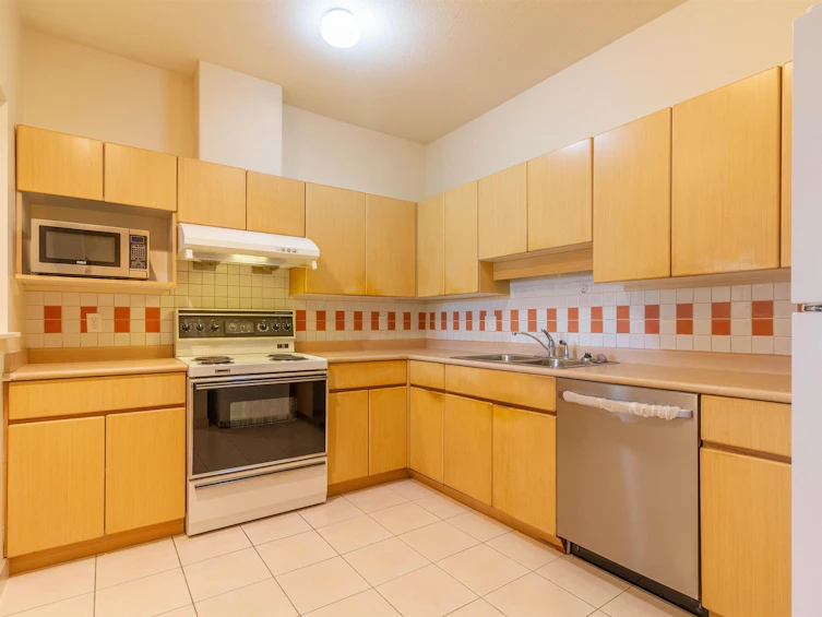 306-4951 Sanders Street, Burnaby, BC, V5H 1S8 - 12