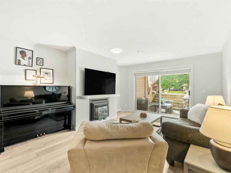 305 - 1050 Bowron Court, North Vancouver BC V7H 2X6