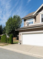 10 32792 Lightbody Court