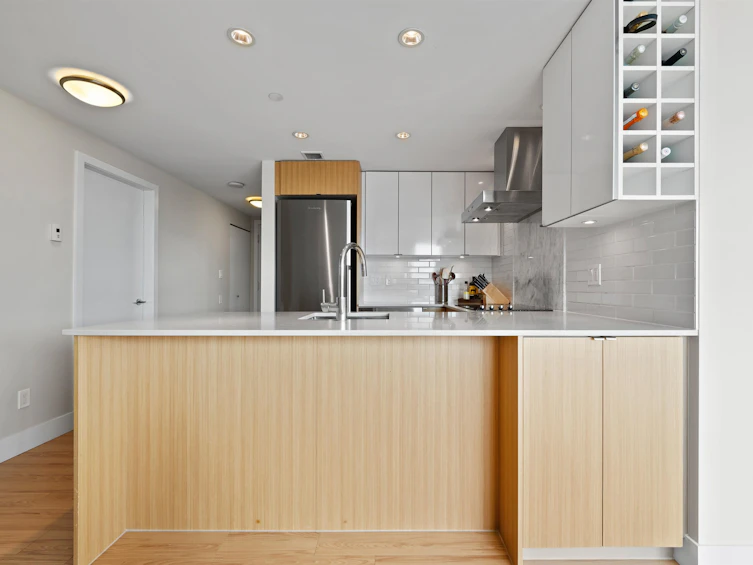 907-159 W 2nd Avenue, Vancouver, BC, V5Y 0L8 - 4