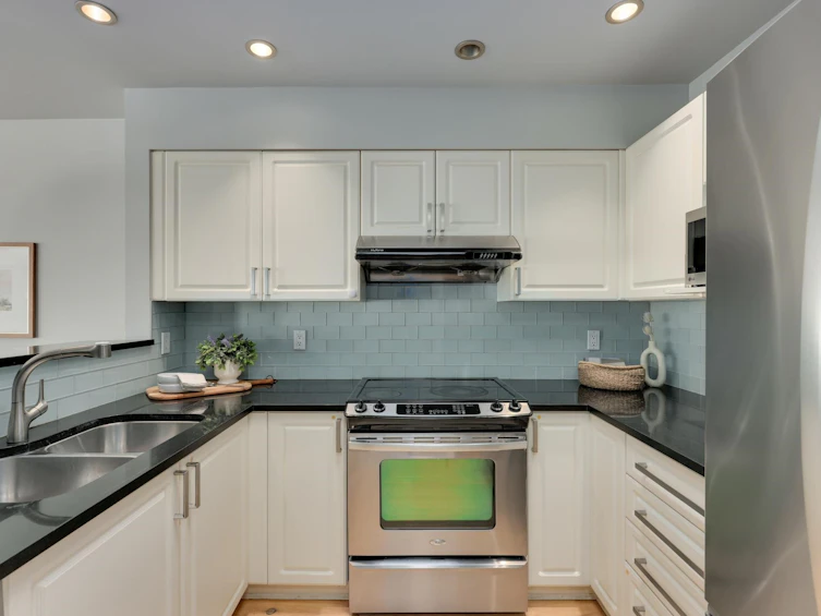 401-3480 Main Street, Vancouver, BC, V5V 3N2 - 9