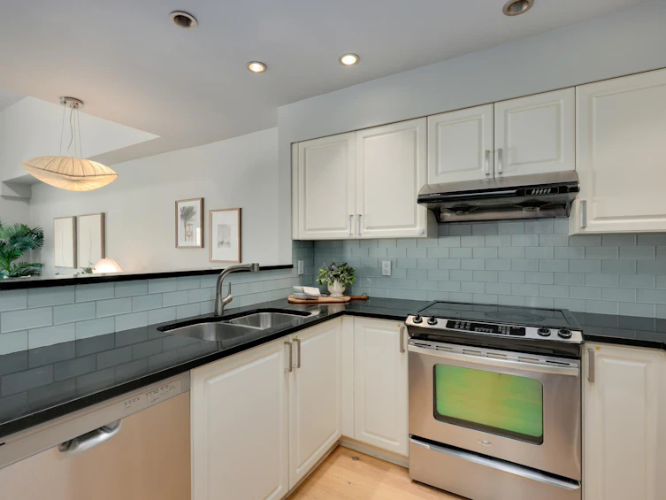 401-3480 Main Street, Vancouver, BC, V5V 3N2 - 8