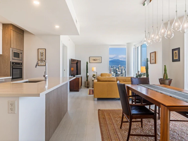 2002-285 E 10th Avenue, Vancouver, BC, V5T 0H6 - 2