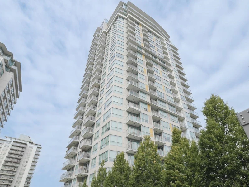 810 - 125 E 14th Street, North Vancouver BC