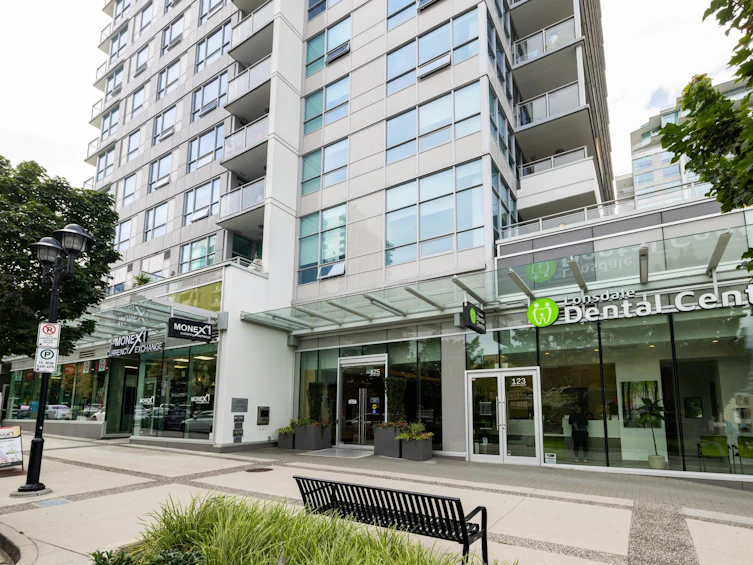 810-125 E 14th Street, North Vancouver, BC, V7L 0E6 - 21