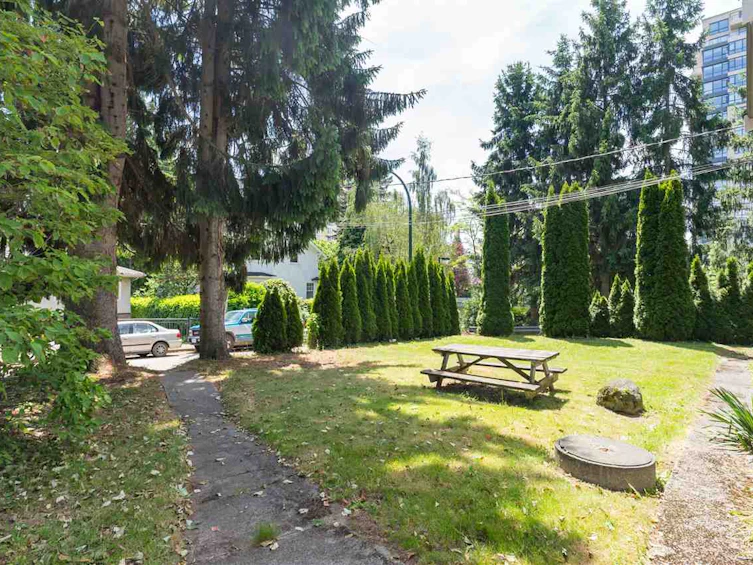 5195 Ruby Street, Vancouver, BC, V5R 4K4 - 15