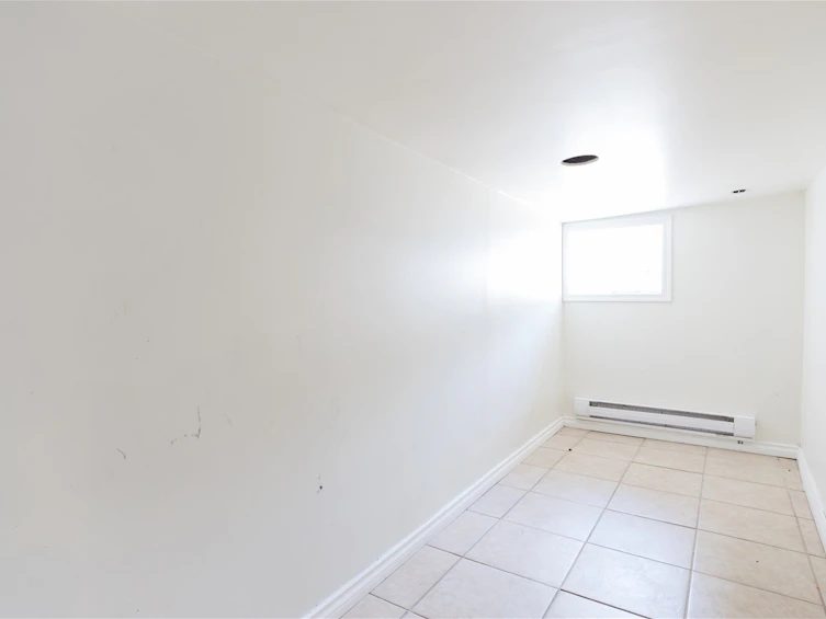 5195 Ruby Street, Vancouver, BC, V5R 4K4 - 14