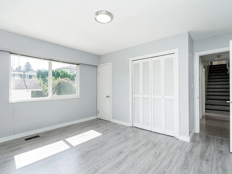 9152 Klenner Drive, Burnaby, BC, V3N 4E5 - 15