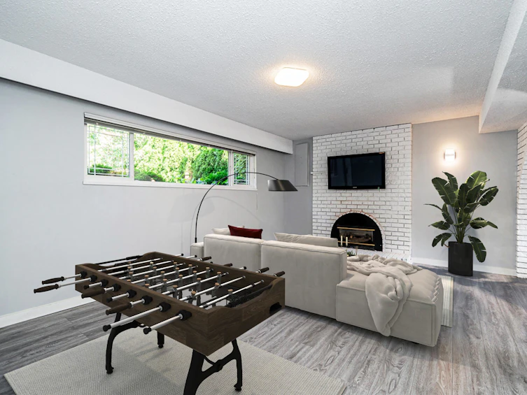 9152 Klenner Drive, Burnaby, BC, V3N 4E5 - 25