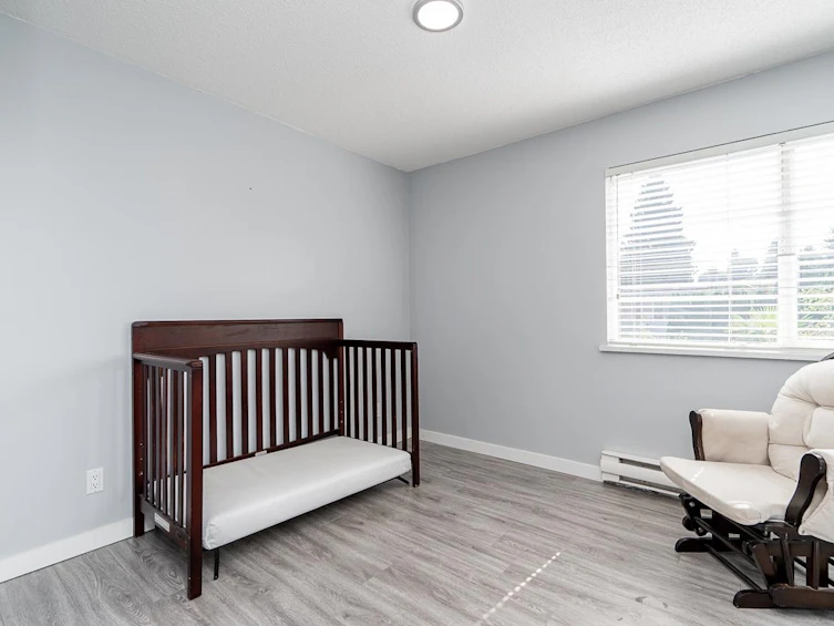 9152 Klenner Drive, Burnaby, BC, V3N 4E5 - 23