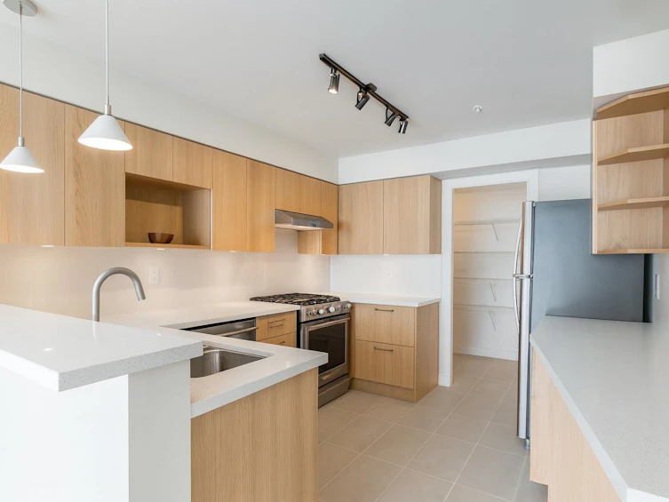 303-3580 W 41st Avenue, Vancouver, BC, V6N 3E6