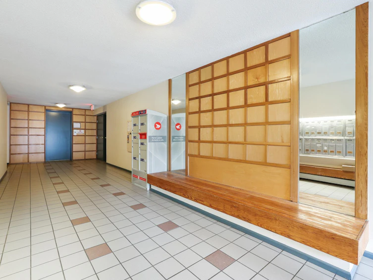 211-1420 E 8th Avenue, Vancouver, BC, V5N 1T4 - 3