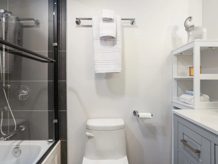 211-1420 E 8th Avenue, Vancouver, BC, V5N 1T4 - 15