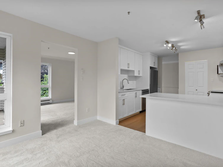 201-3172 Gladwin Road, Abbotsford, BC, V2T 5T3 - 14