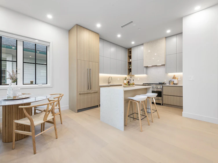 1-2136 E 10 Avenue, Vancouver, BC, V5N 1Y1 - 13