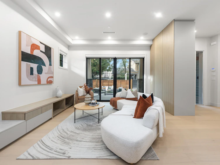 1-2136 E 10 Avenue, Vancouver, BC, V5N 1Y1 - 6