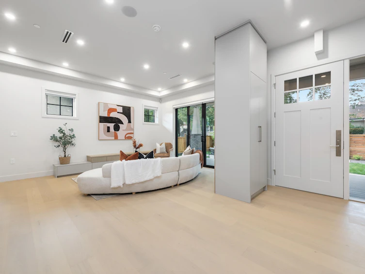 1-2136 E 10 Avenue, Vancouver, BC, V5N 1Y1 - 10