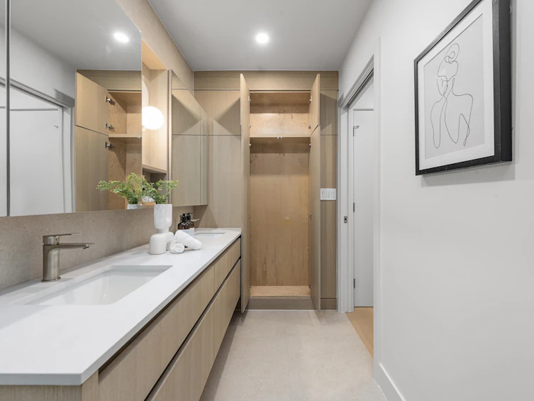 1-2136 E 10 Avenue, Vancouver, BC, V5N 1Y1 - 32