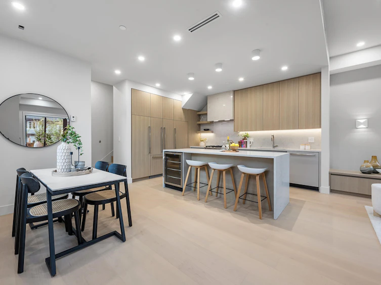 2-2136 E 10th Avenue, Vancouver, BC, V5N 1Y1 - 13