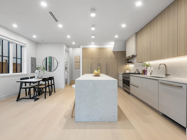 2-2136 E 10th Avenue, Vancouver, BC, V5N 1Y1 - 11