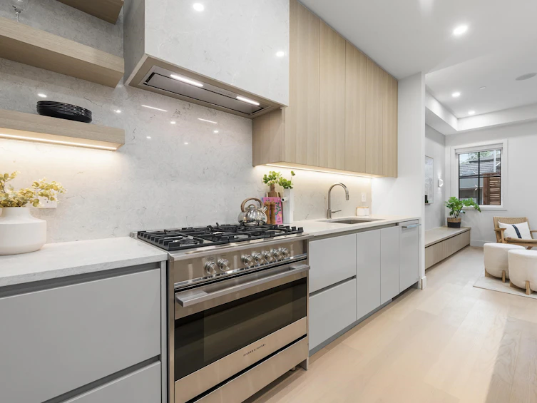 3-2136 E 10 Avenue, Vancouver, BC, V5N 1Y1 - 5