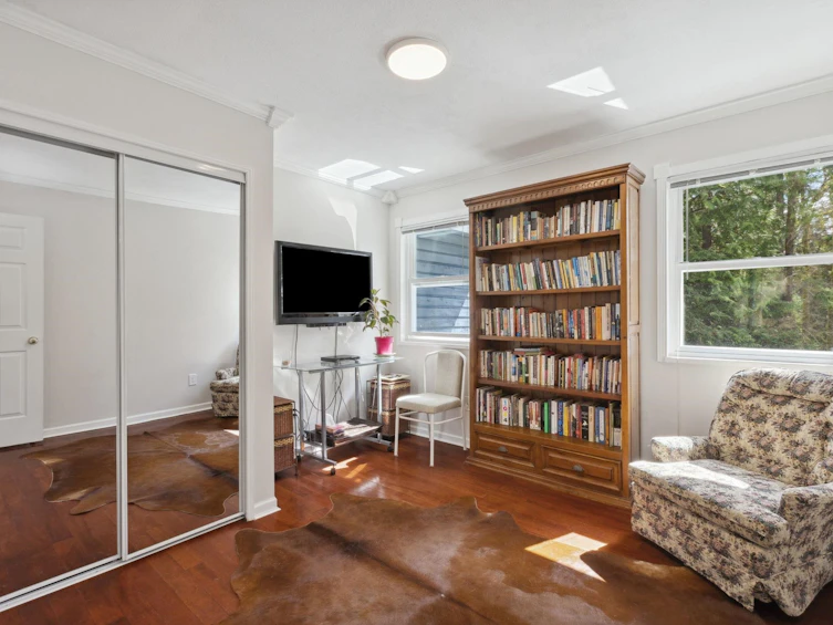 1501 Ostler Court, North Vancouver, BC, V7G 2P1 - 25