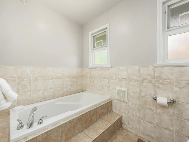 1224 W 23rd Street, North Vancouver, BC, V7P 2H4 - 18