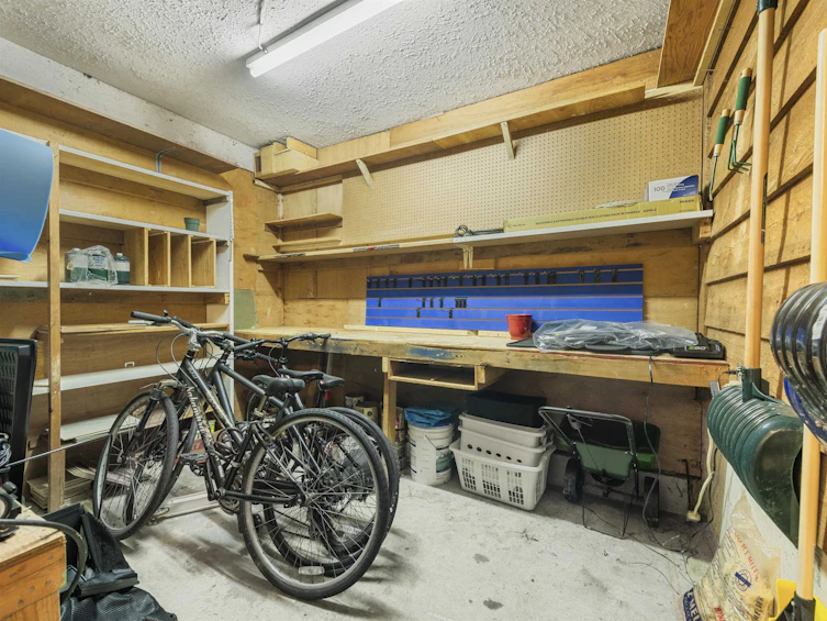 1224 W 23rd Street, North Vancouver, BC, V7P 2H4 - 38