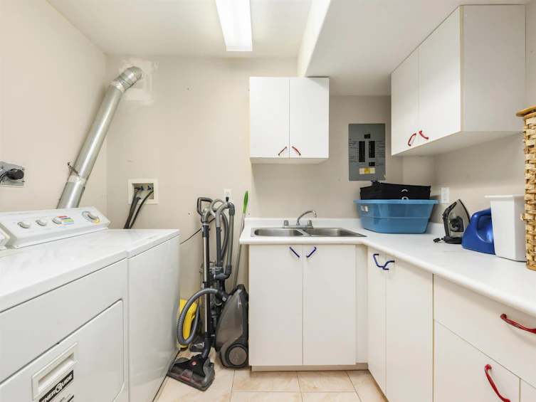 1224 W 23rd Street, North Vancouver, BC, V7P 2H4 - 27
