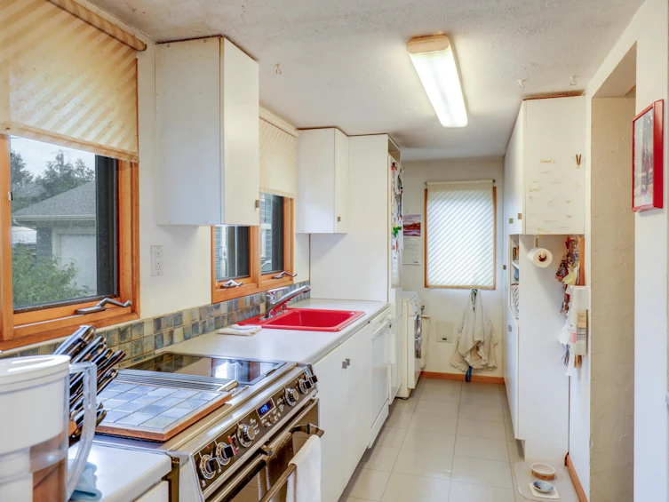 534 E 9th Street, North Vancouver, BC, V7L 2B5 - 9