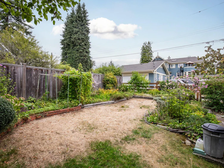 534 E 9th Street, North Vancouver, BC, V7L 2B5 - 18