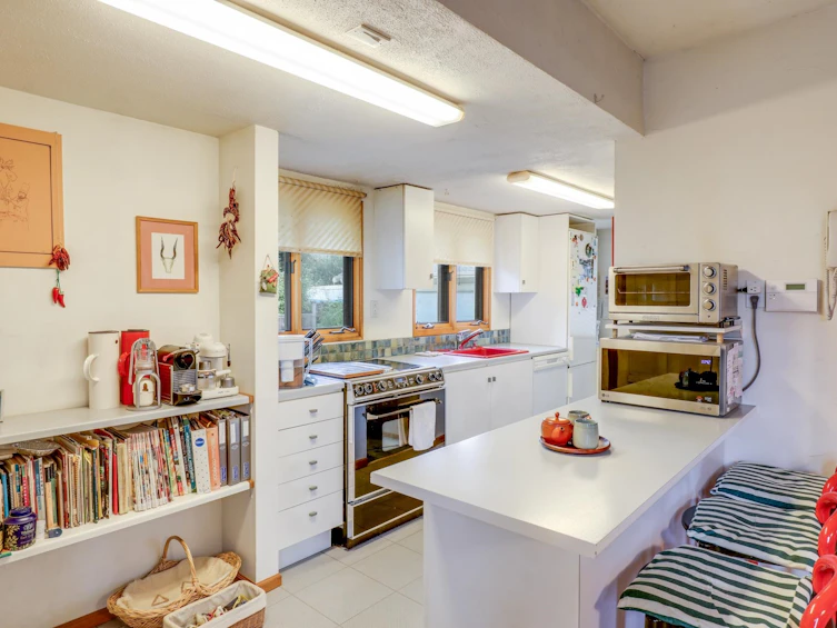 534 E 9th Street, North Vancouver, BC, V7L 2B5 - 8