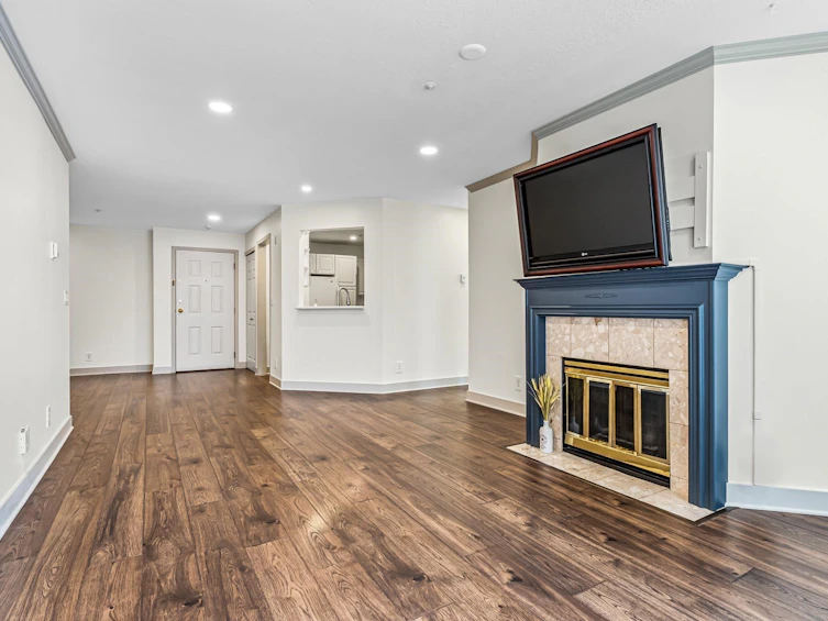 120-7171 121 Street, Surrey, BC, V3W 1G9 - 7
