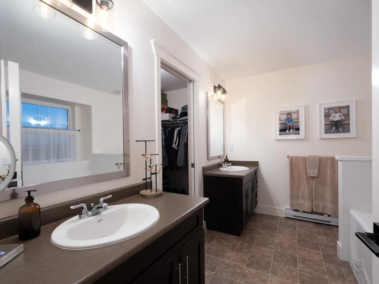 1345 Soball Street, Coquitlam, BC, V3E 0B8 - 22