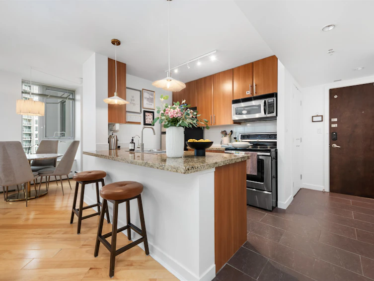 707-58 Keefer Place, Vancouver, BC, V6B 0B8 - 6
