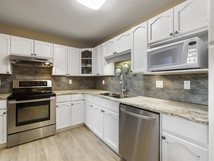 303-19645 64 Avenue, Langley, BC, V2Y 1L2 - 8