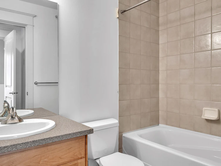 188 W 16th Avenue, Vancouver, BC, V5Y 1Y7 - 13