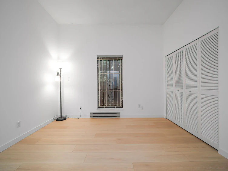 201-444 W 49th Avenue, Vancouver, BC, V5Y 3V4 - 18